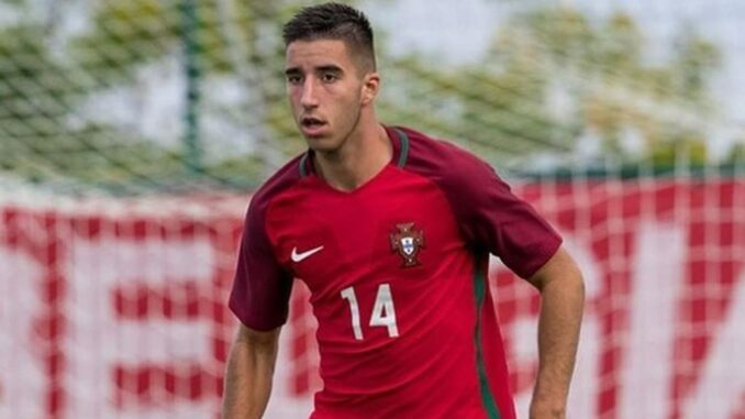Liverpool are in the market for a central defender and once again, the name of Goncalo Inacio is in the focus.